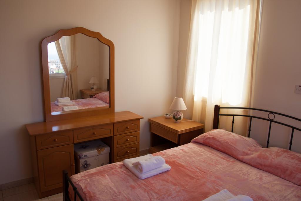 Paphos 基里亚科斯庭院旅馆酒店 客房 照片