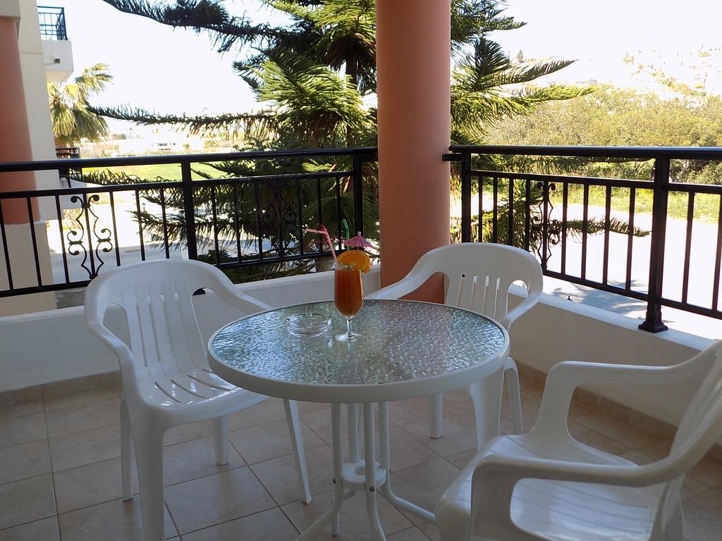Paphos 基里亚科斯庭院旅馆酒店 外观 照片
